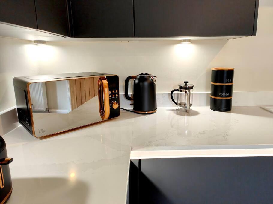 Carvetii - Anne House Room 1 - Dbl Bed Ground Floor En-Suite 卡莱尔 外观 照片