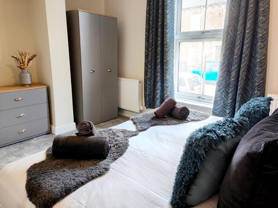 Carvetii - Anne House Room 1 - Dbl Bed Ground Floor En-Suite 卡莱尔 外观 照片