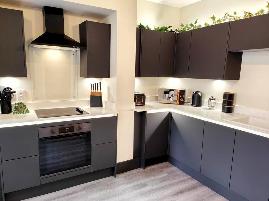 Carvetii - Anne House Room 1 - Dbl Bed Ground Floor En-Suite 卡莱尔 外观 照片